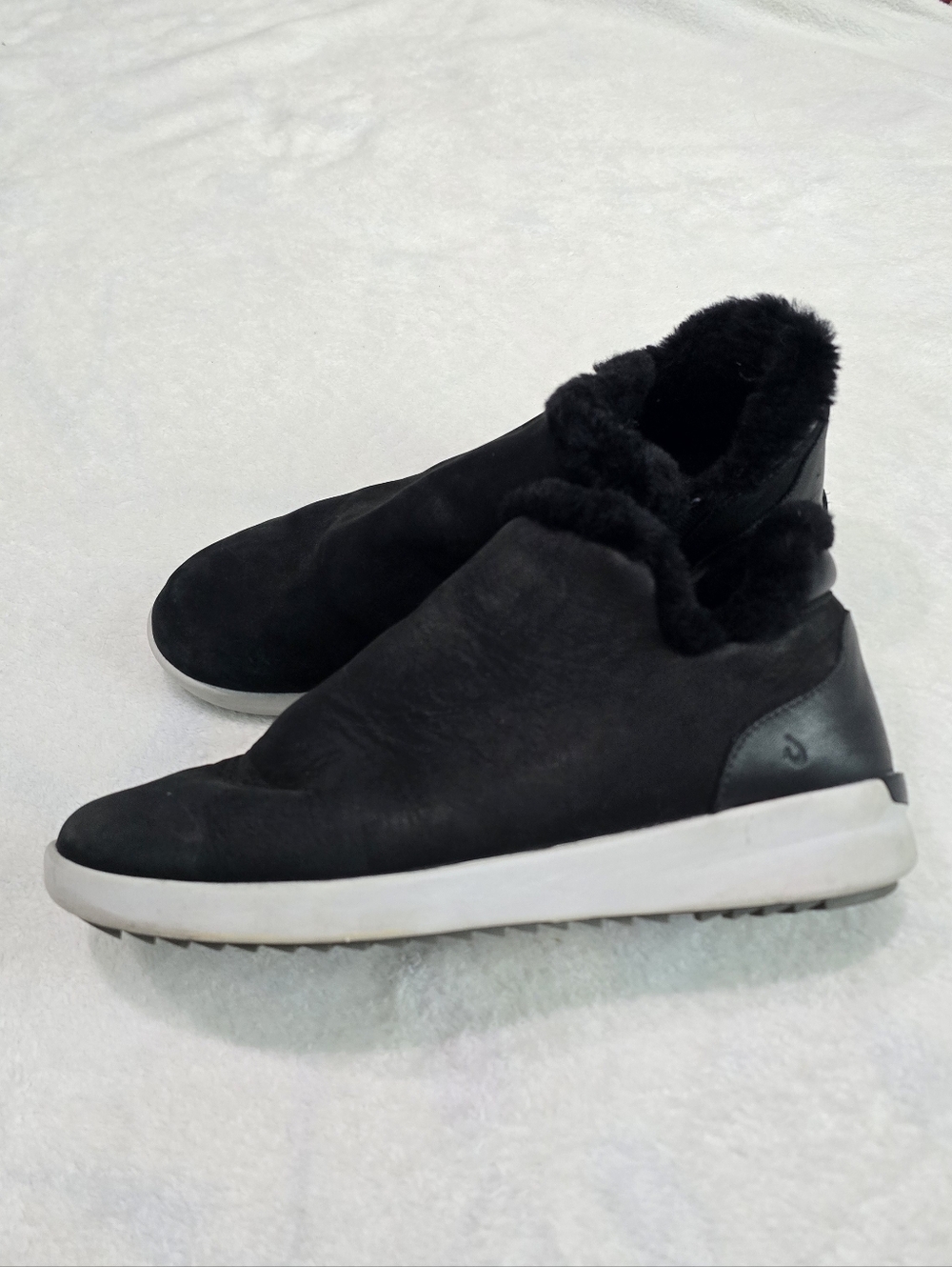 Women's Olukai Shoes Malua Hulu Boots Black Nubuck Ankle Bootie Faux Fur Size 9 - Picture 2 of 8